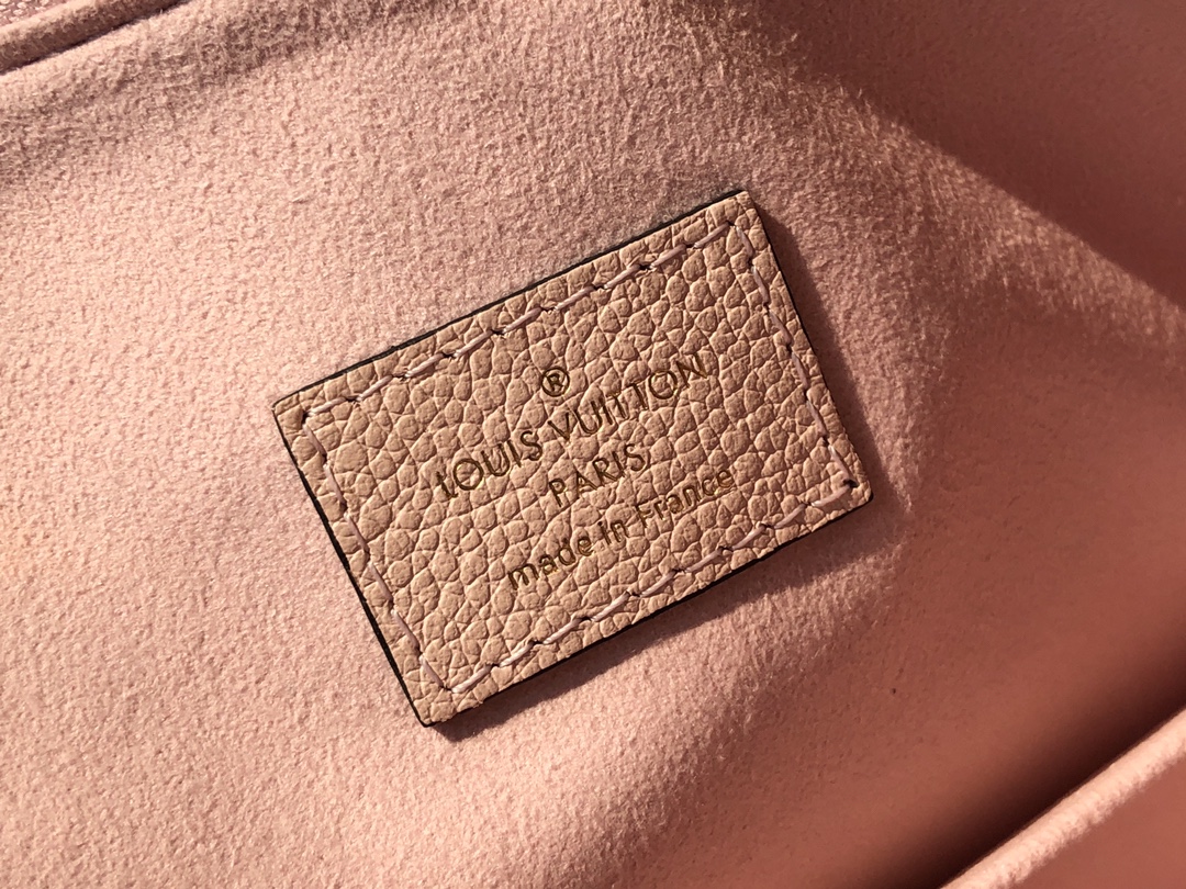 L*ouis V*uitton Bag Top Quality 24 x 22 x 13cm