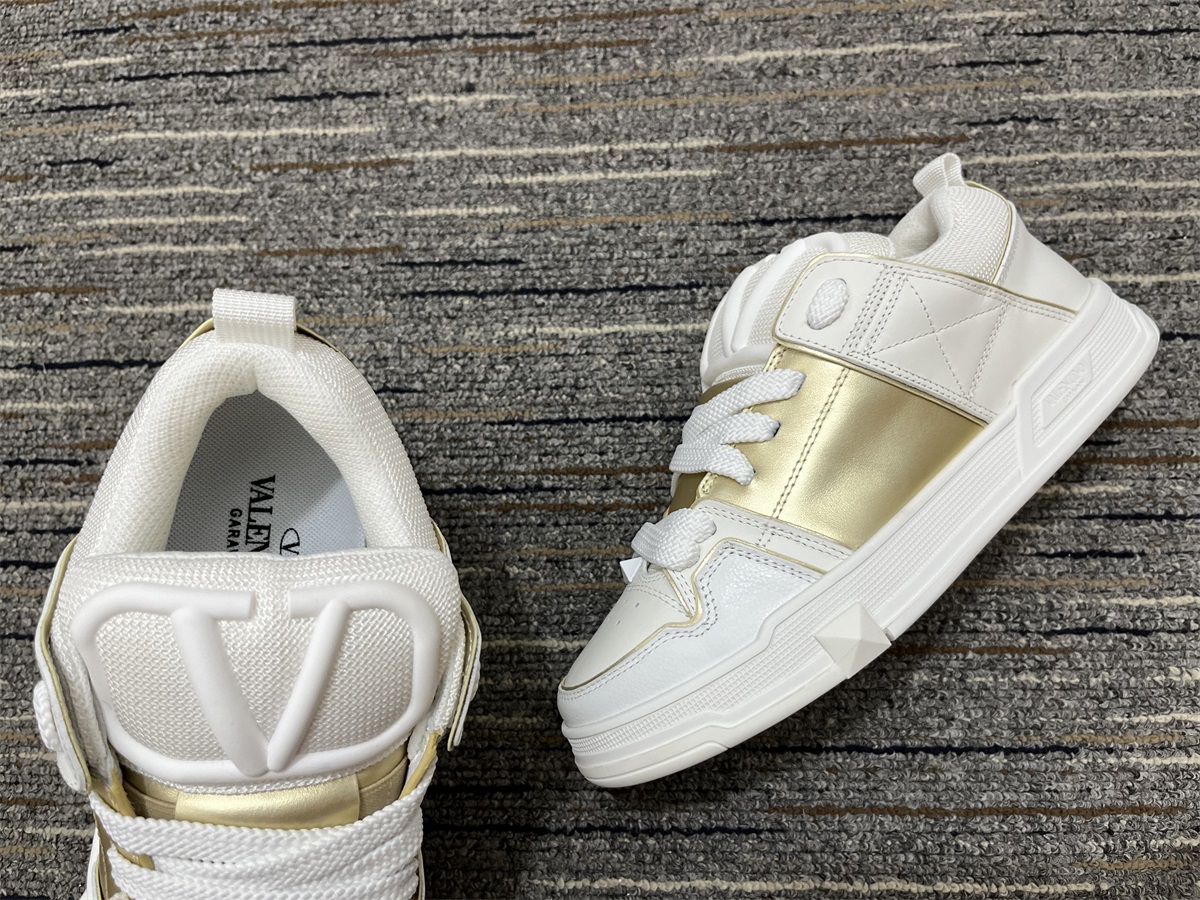 Men Women 𝑉*𝐴𝐿𝐸𝑁𝑇𝐼𝑁𝑂 Top Sneakers