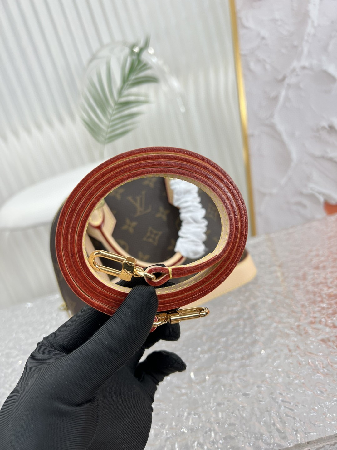 L*ouis V*uitton Top Bag 25*19*12cm