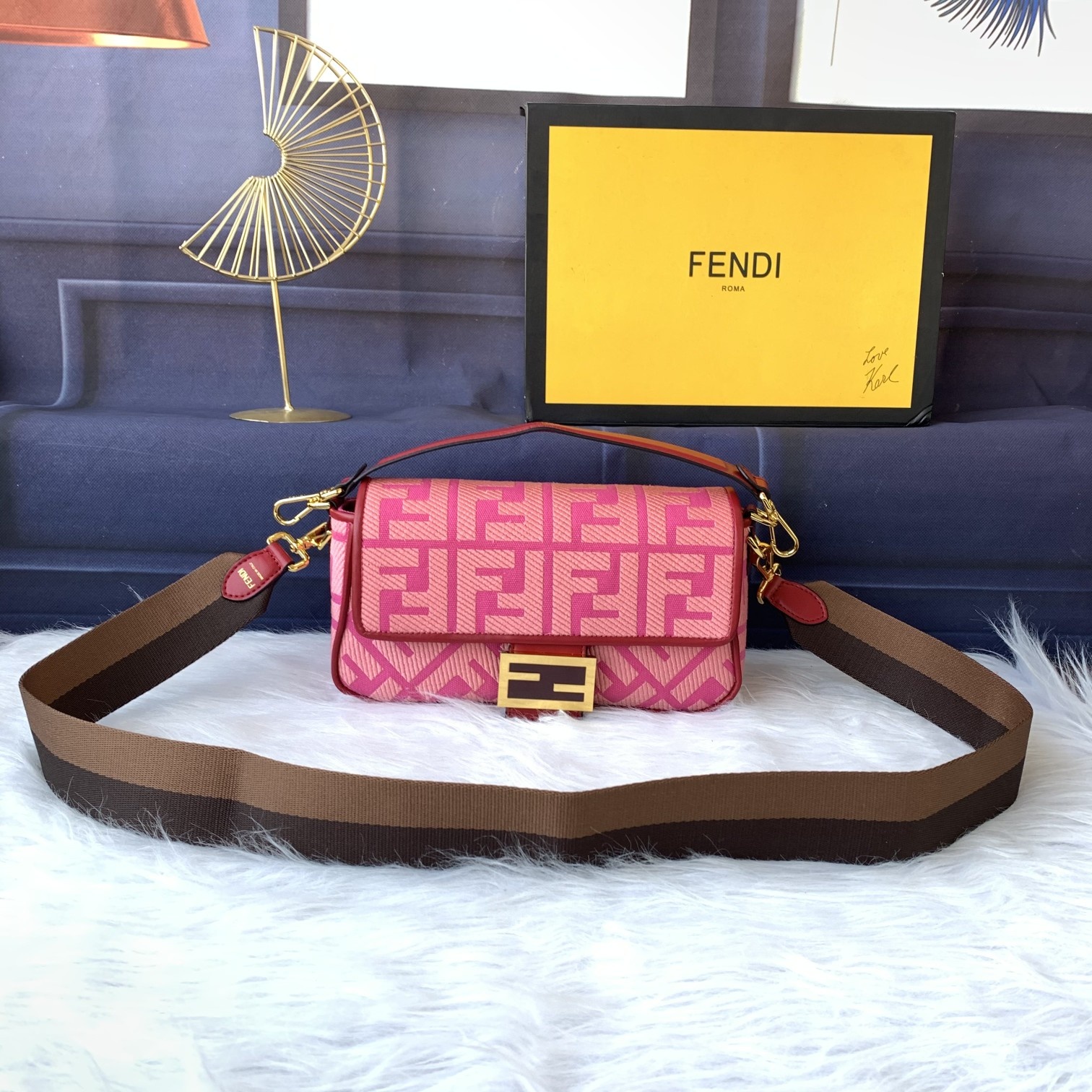 F*endi Top Bag 26*14*4cm