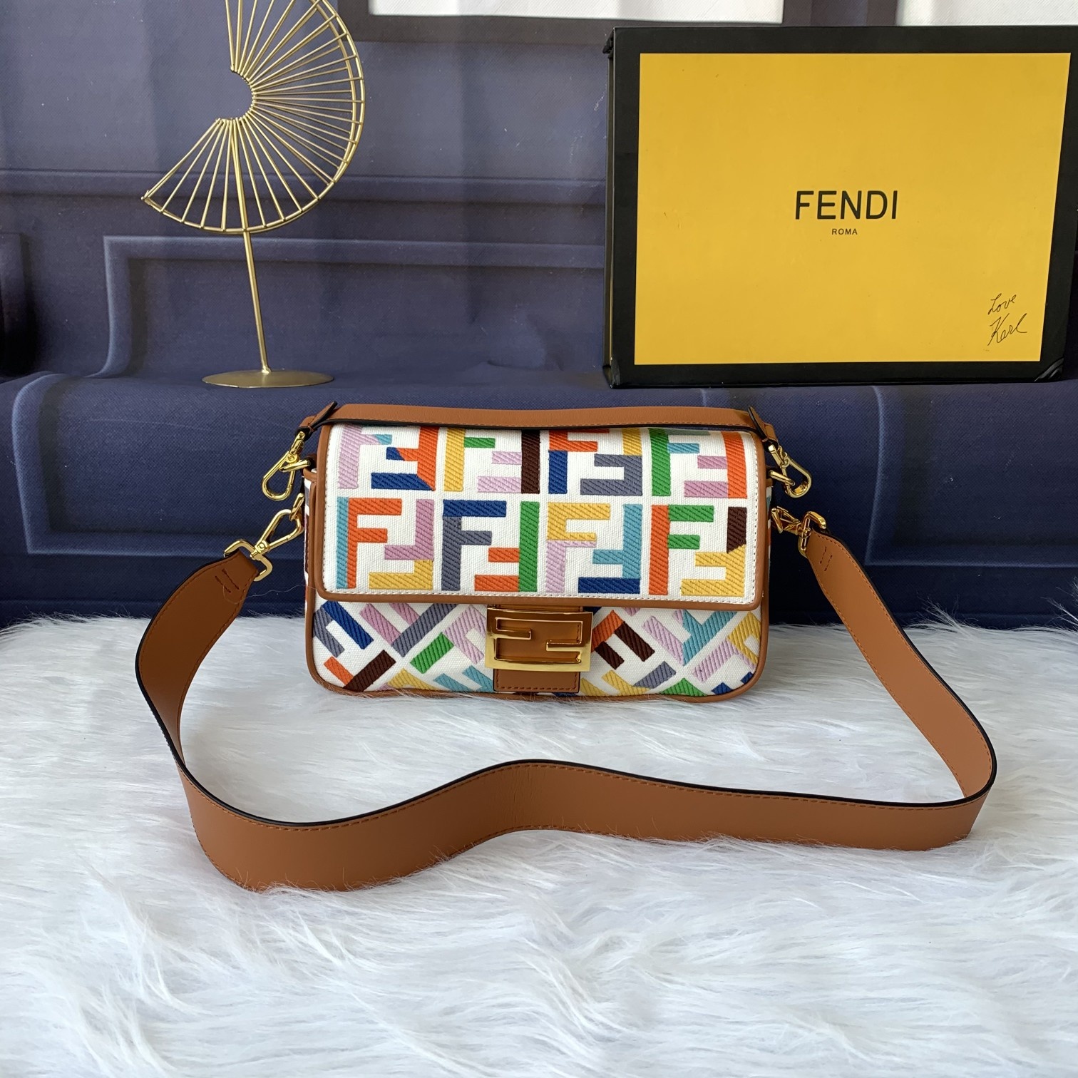 F*endi Top Bag 26*14*4cm