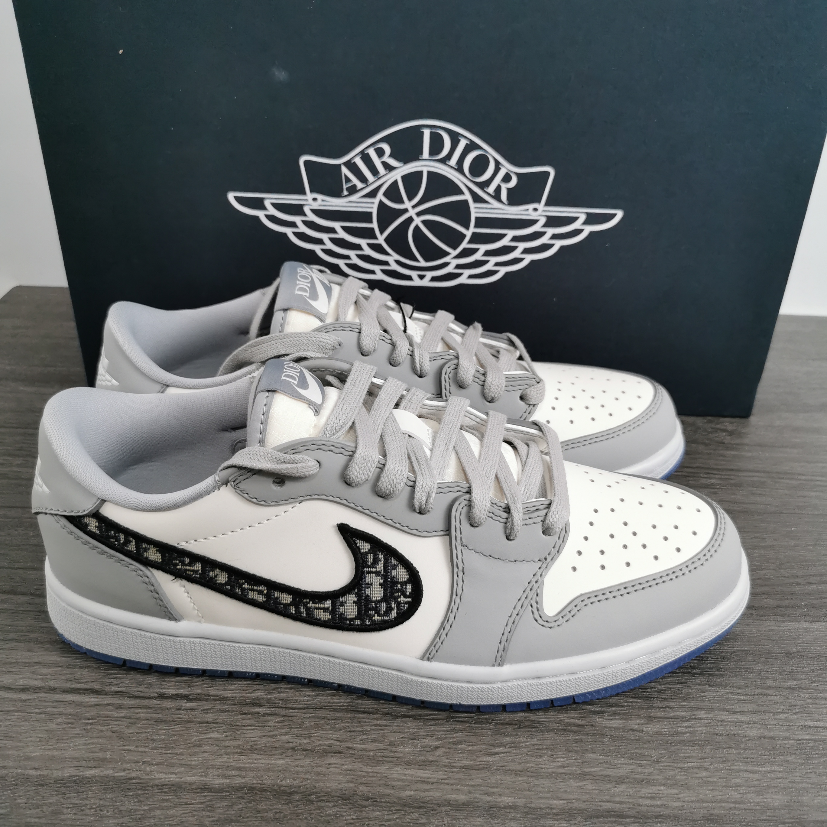 Air Jordan 1 Retro Low D*ior