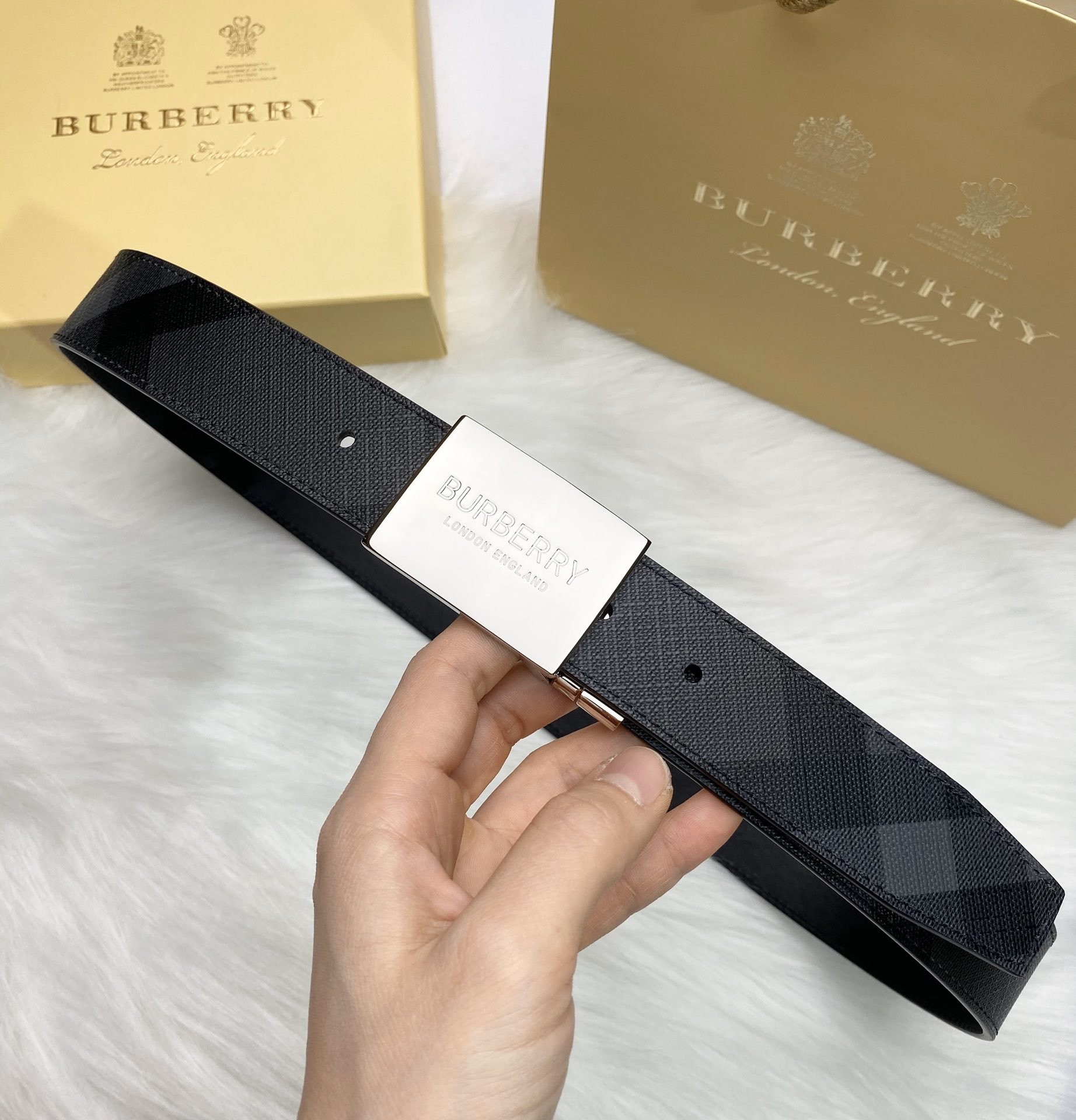 B*rberrry Belts Top Version