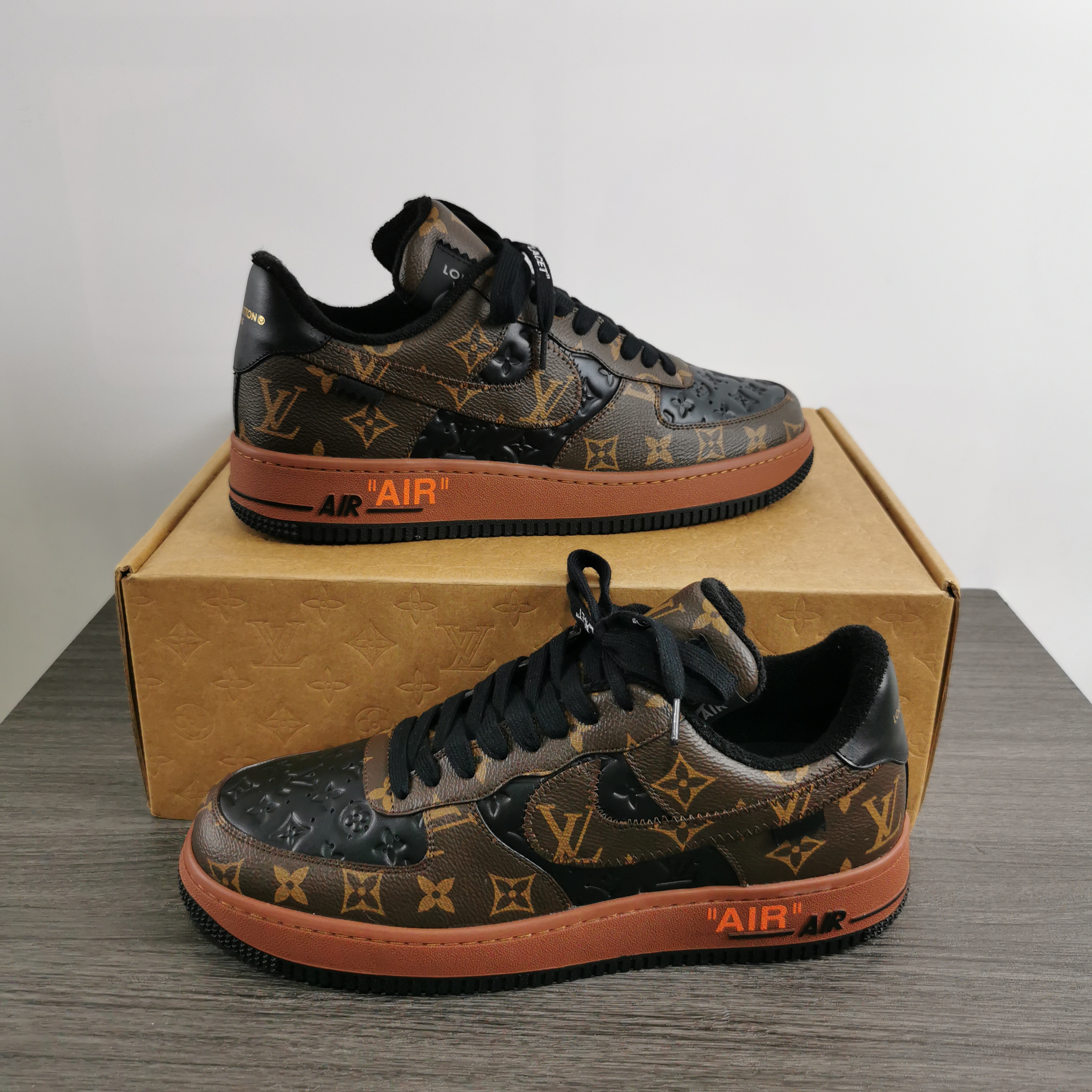 from O*ff-W*hite x Nike Air Force 1 x L*V Low