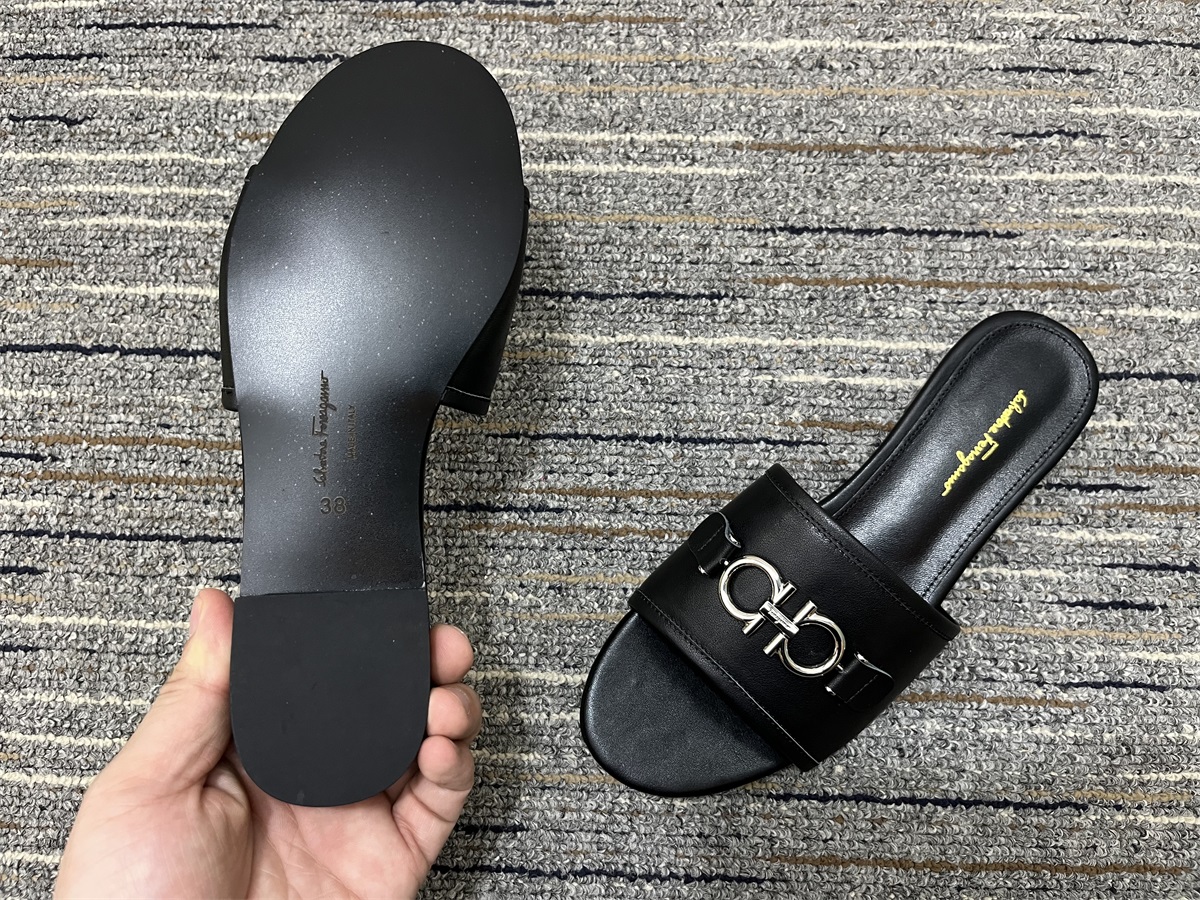 Women F*erragamo Top Sandals