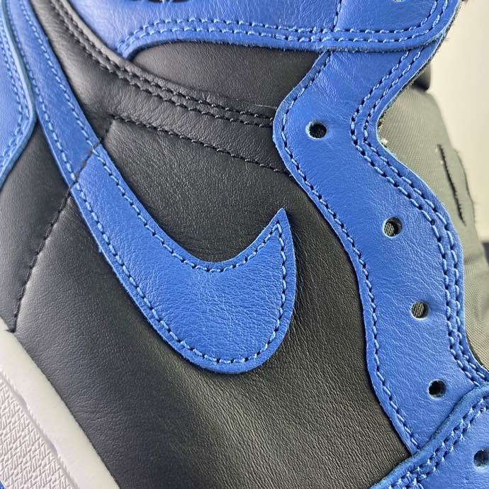Air Jordan 1 High OG “Dark Marina Blue”