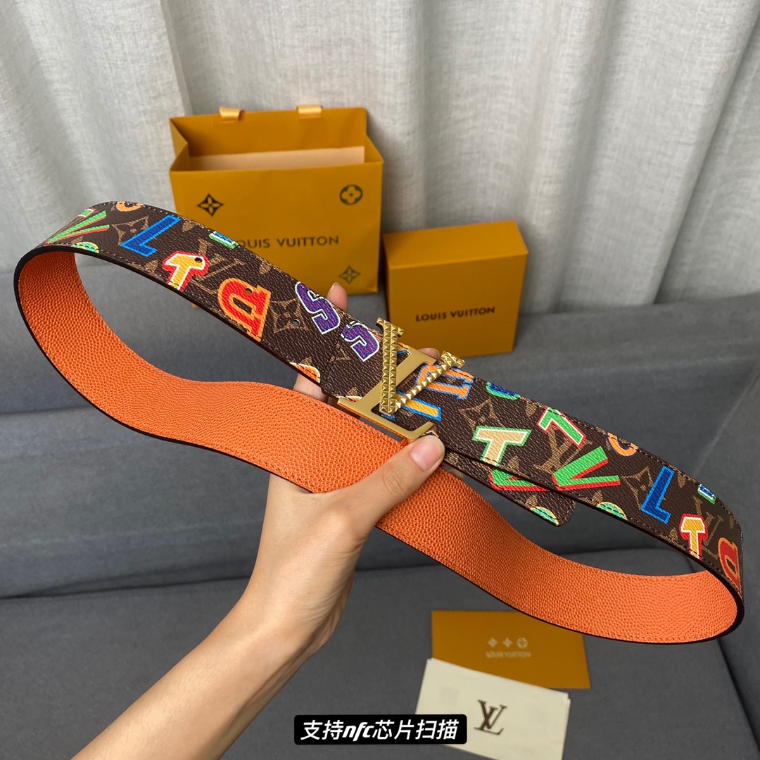 L*ouis V*uitton Belts Top Version