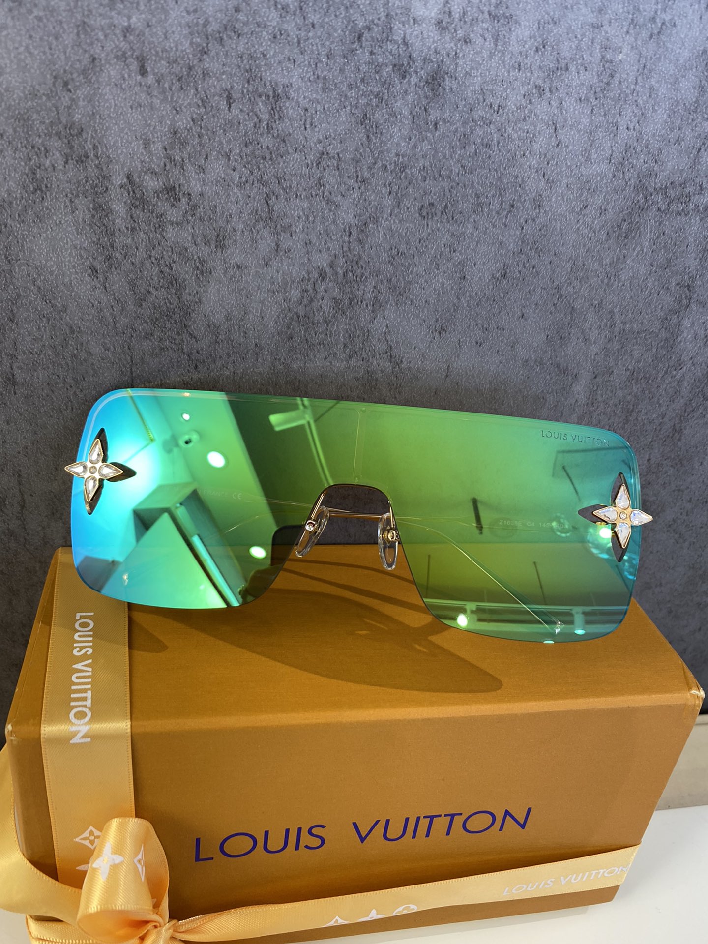 L*ouis V*uitton Glasses Top