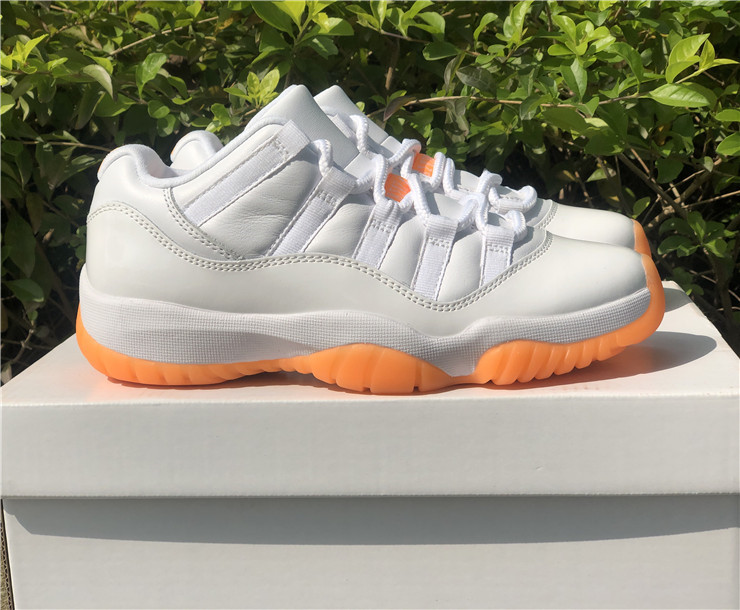 Air Jordan 11 Low WMNS โCitrus AH7860-139