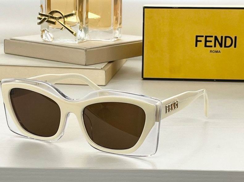 F*endi Glasses Top