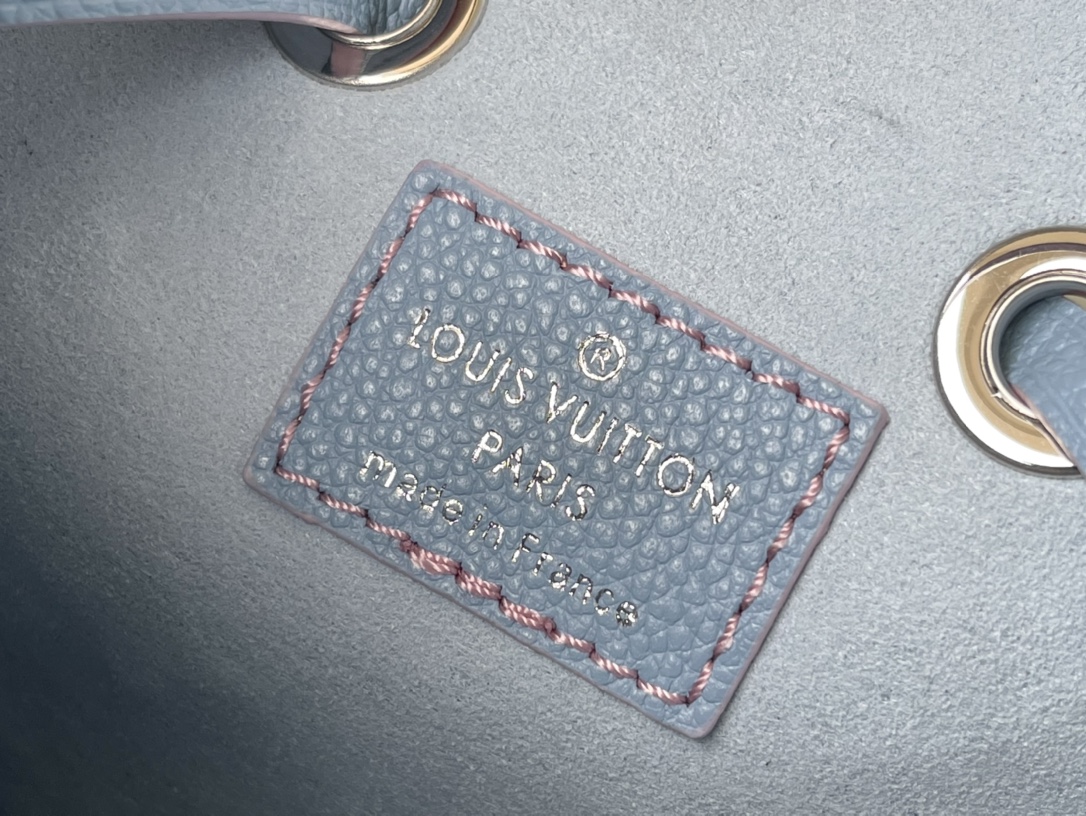 L*ouis V*uitton Top Bag 20*20*13cm