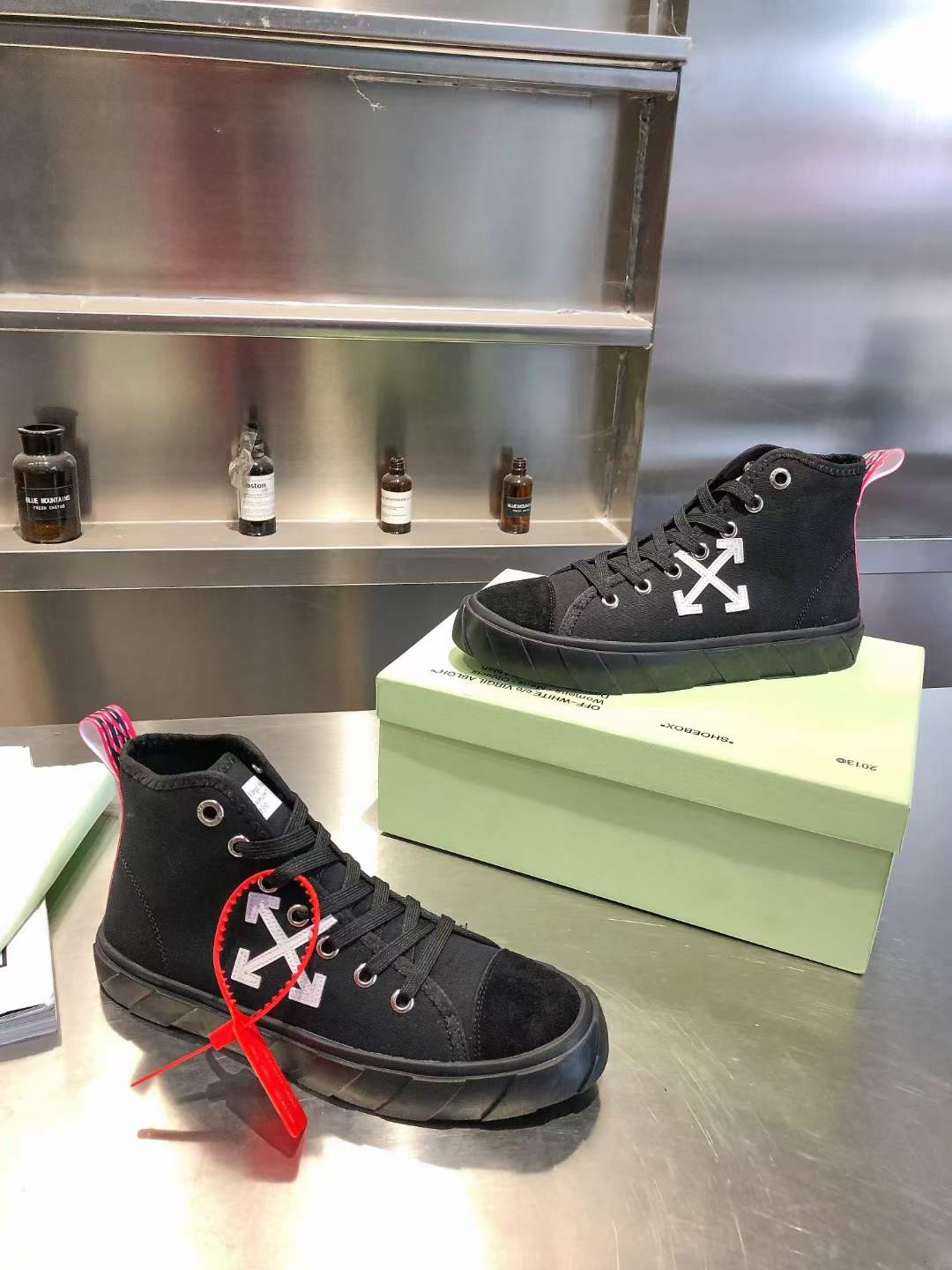 Men Off W*hite Top Sneaker