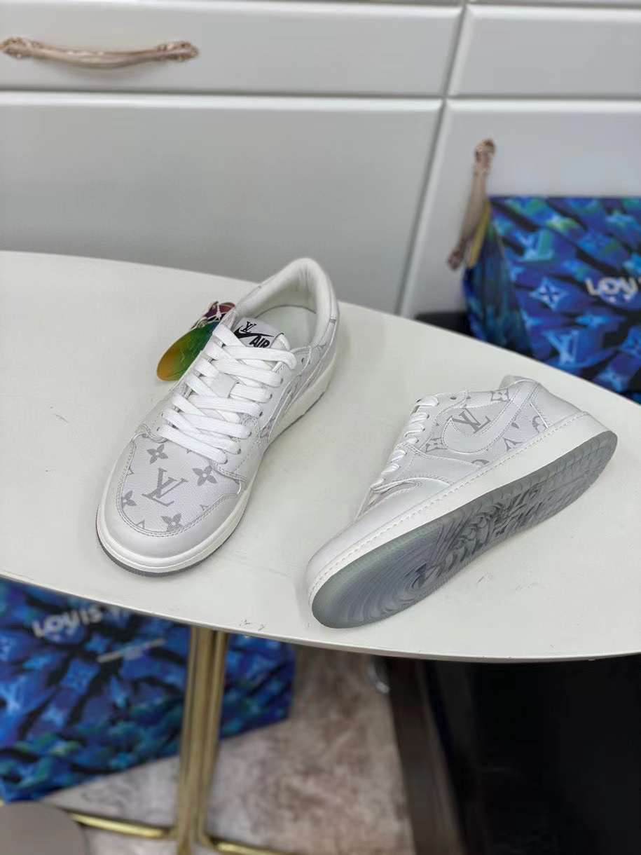 Men L*ouis V*uitton Top Sneaker