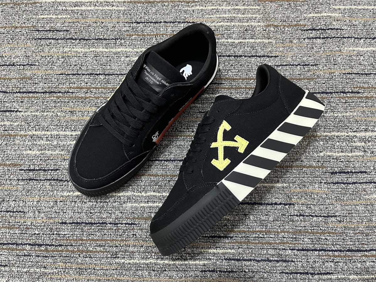 Men Women Off W*hite Top Sneaker