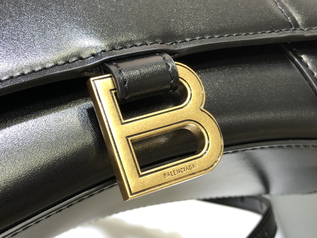 B*alenciaga Bag Top Quality