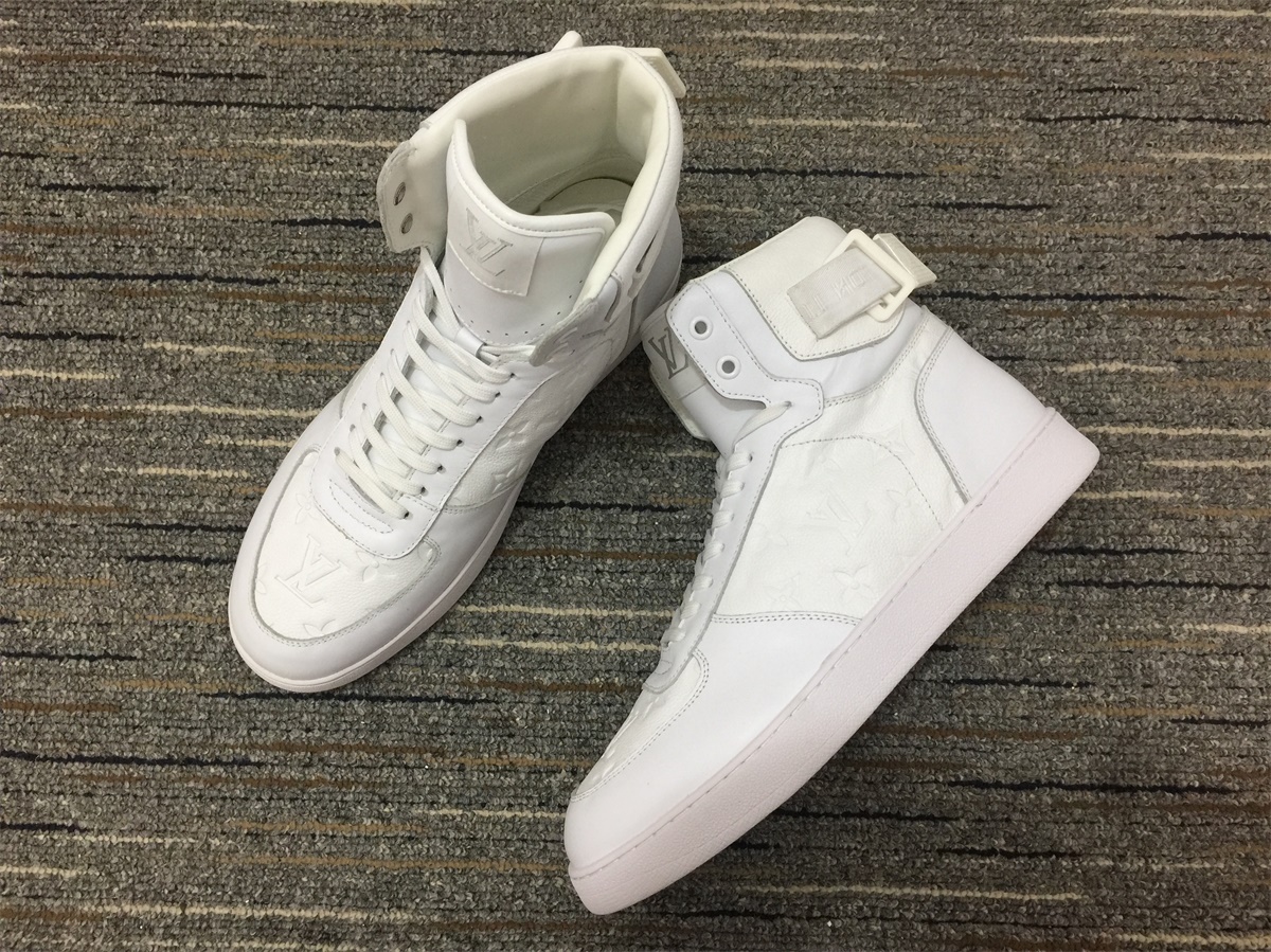 Men L*ouis V*uitton Top Sneakers
