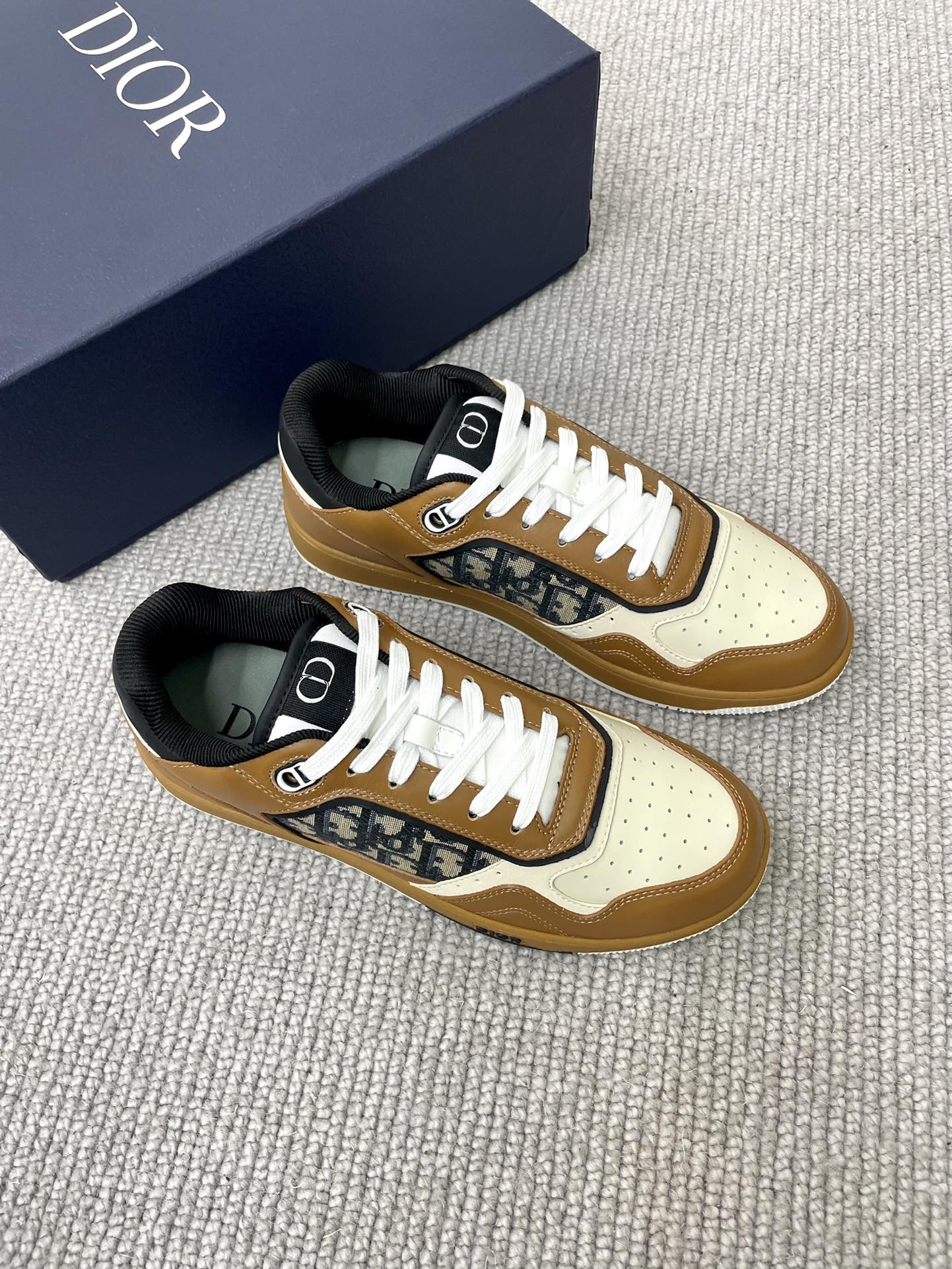 Men D*ior Top Sneakers