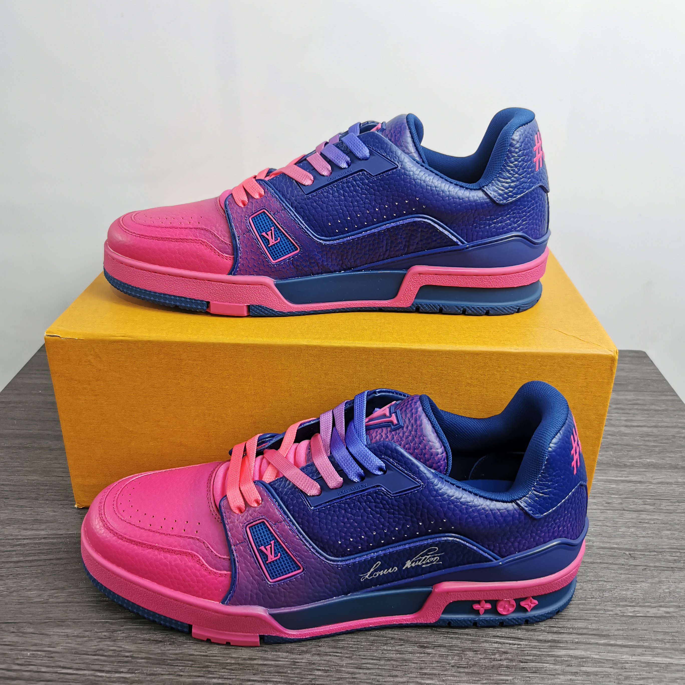 Men L*ouis V*uitton Top Sneakers