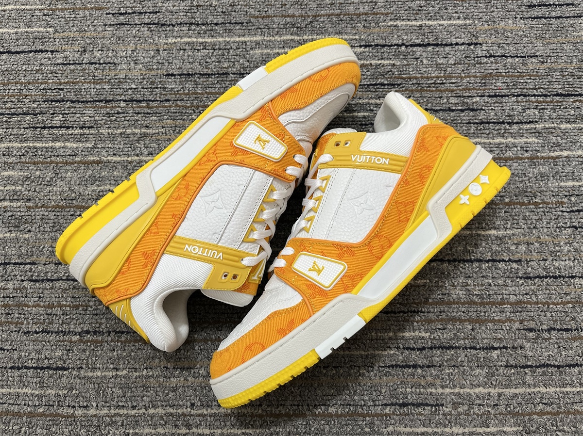 Men L*ouis V*uitton Top Sneakers