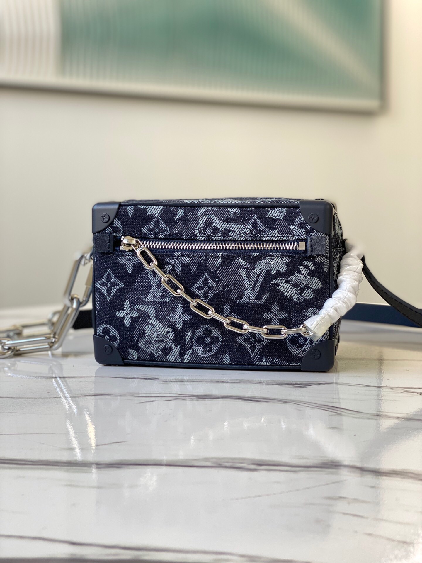 L*ouis V*uitton Top Bag 18.5 x 13 x 8 cm