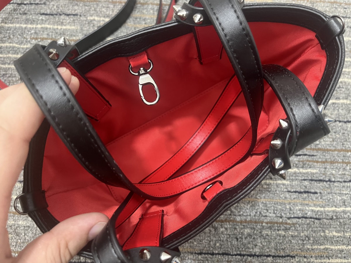 Bag C*hristian L*ouboutin Top Quality