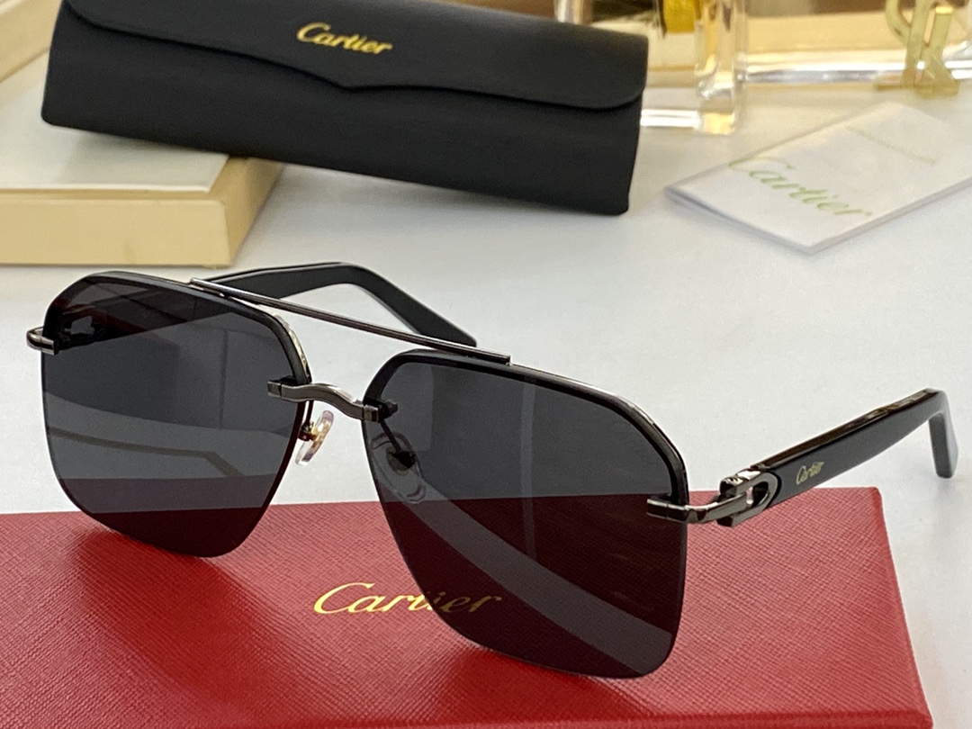 C*artier Glasses Top