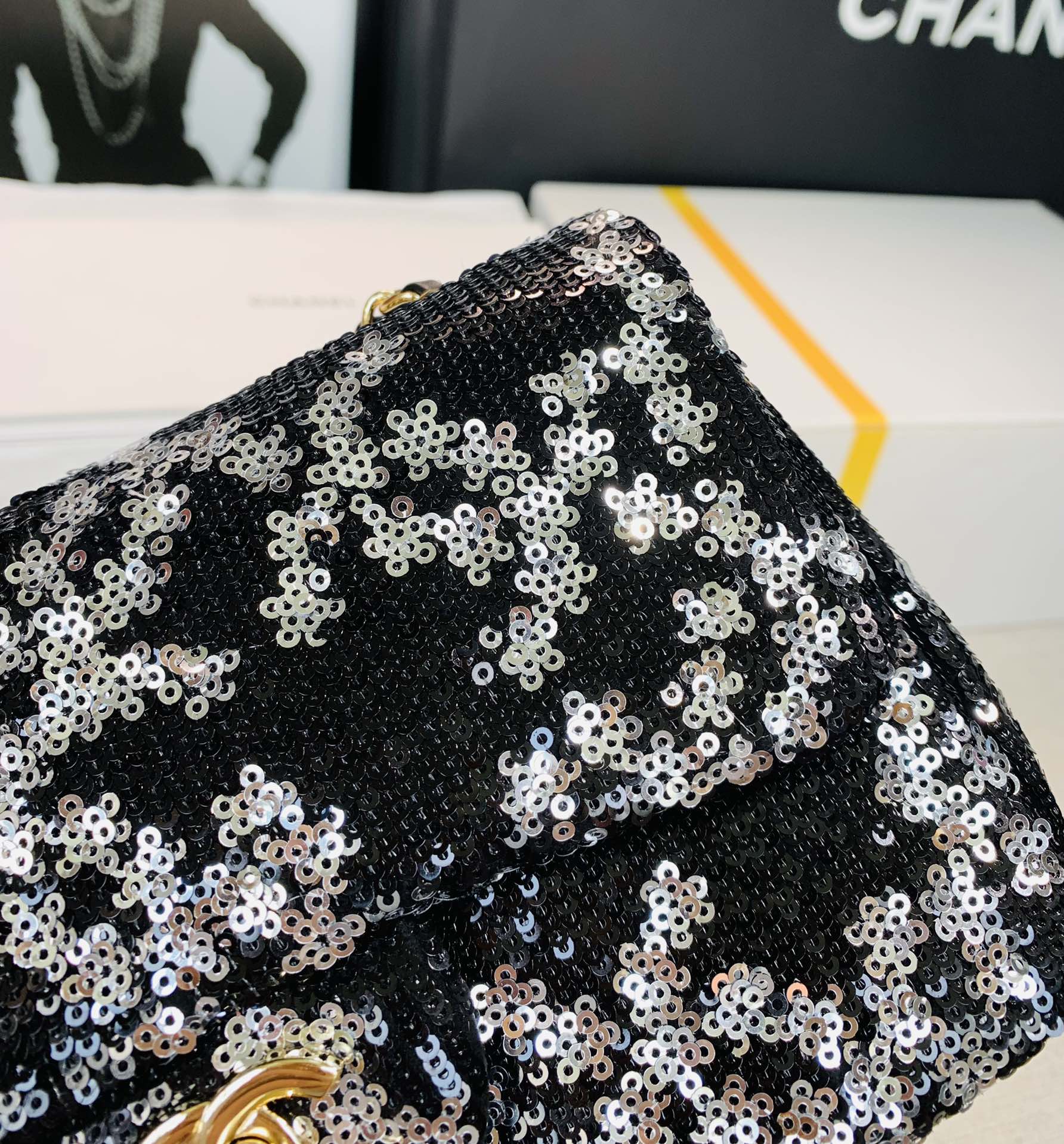 C*hanel Top Bag 20CM