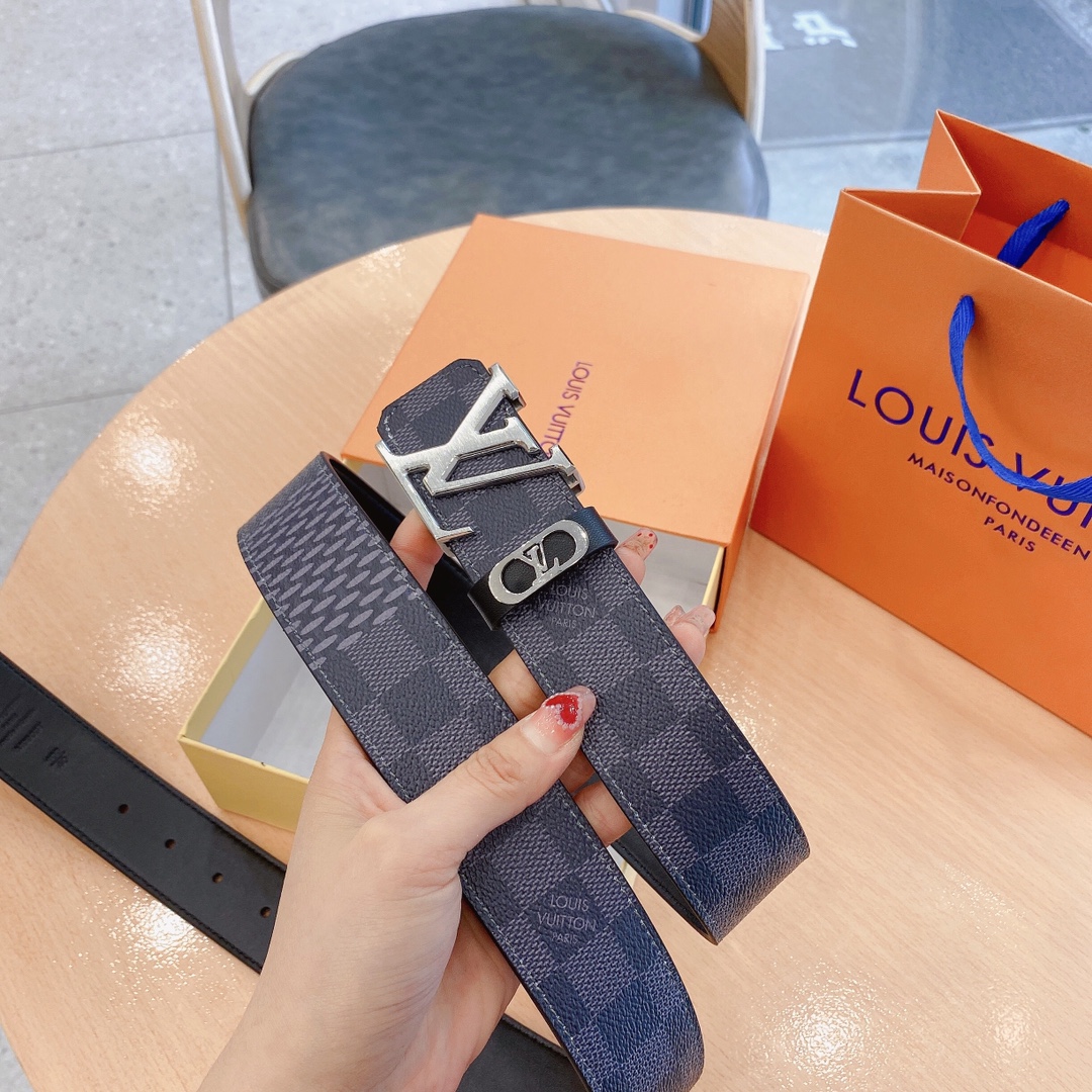 L*ouis V*uitton Belts Top Version