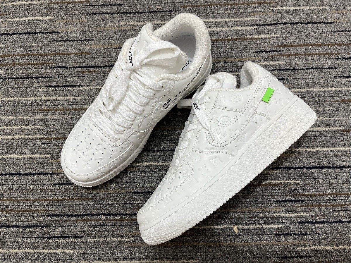 from O*ff-W*hite x Nike Air Force 1 x L*V Low