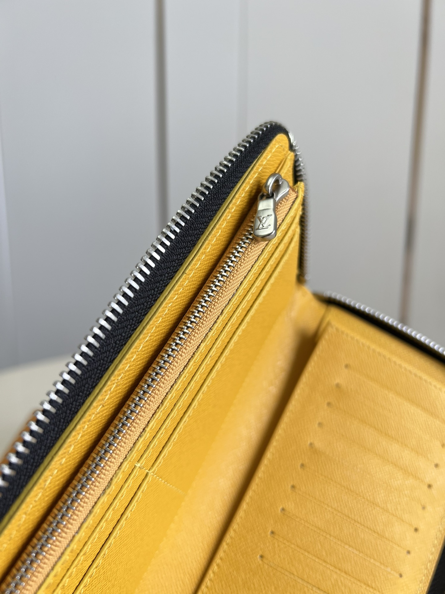 L*ouis V*uitton Bag Top Quality 10*20*2cm