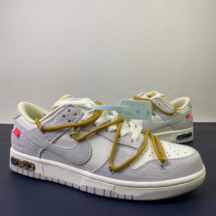 from O*ff-W*hite x Nike Dunk Low