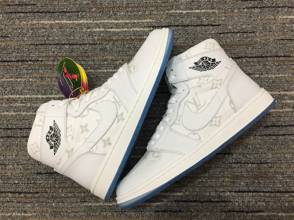 Men L*ouis V*uitton Top Sneaker