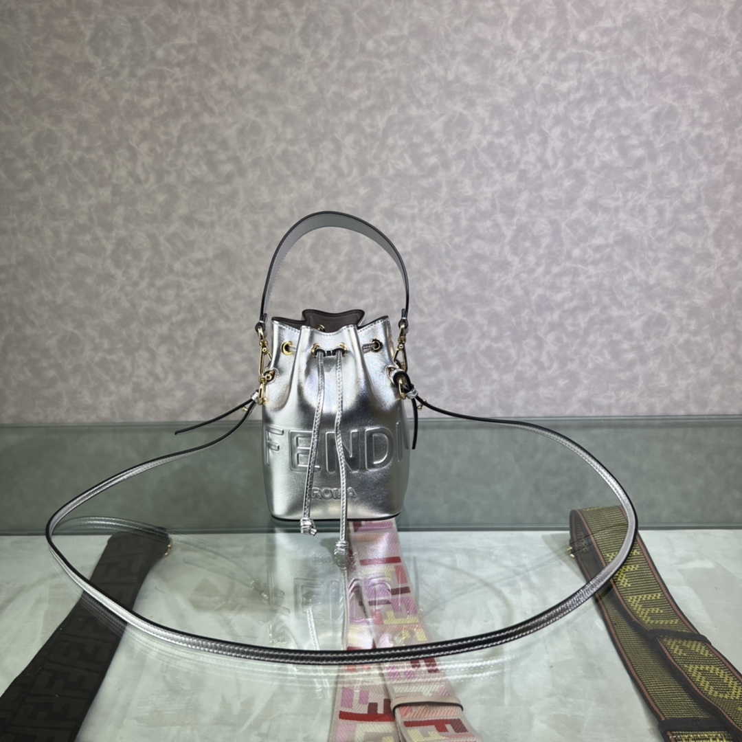 F*endi Bag Top Quality 12*18*10CM