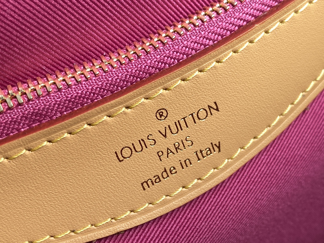 L*ouis V*uitton Bag Top Quality 25*9*15cm