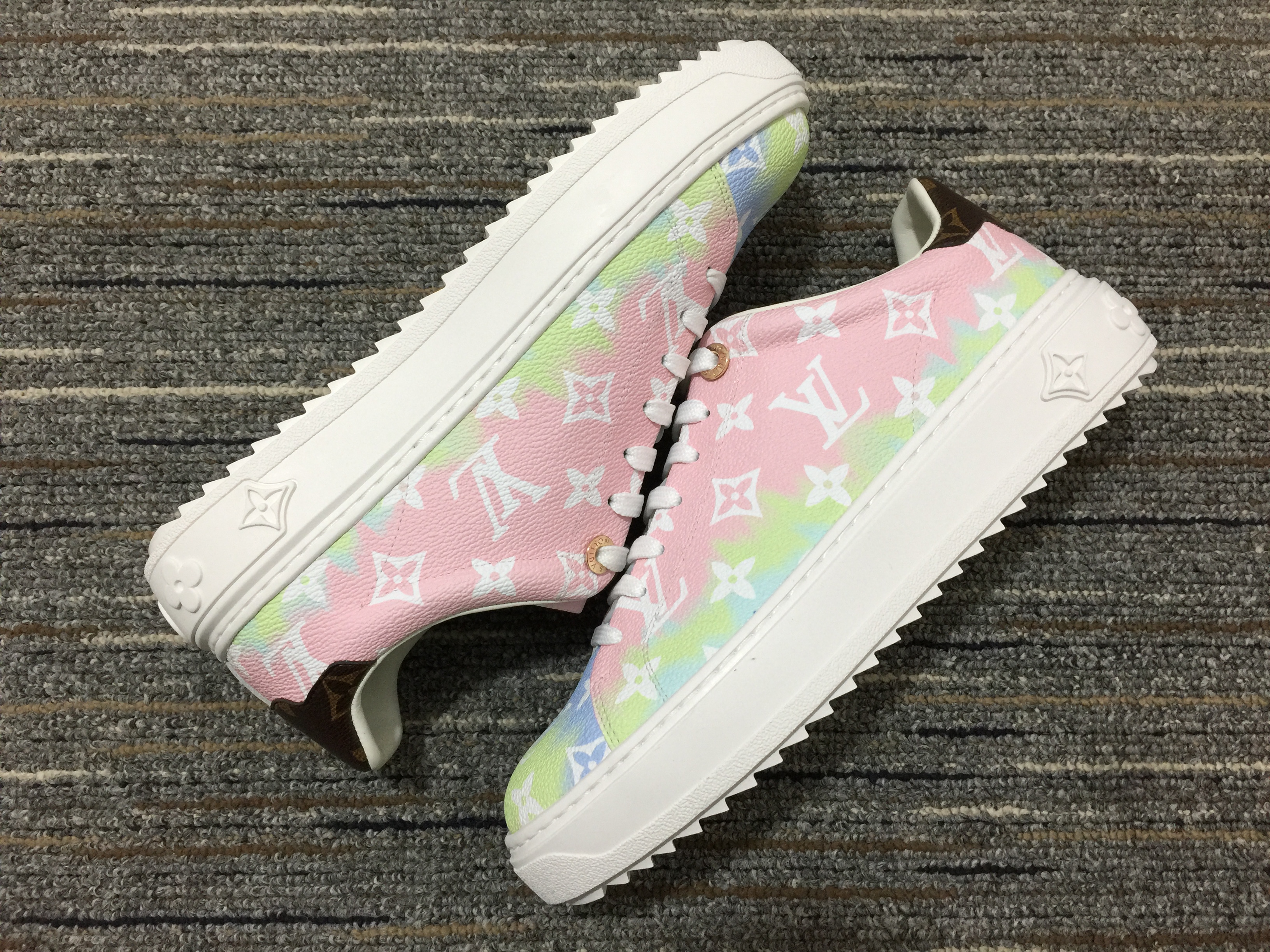 Men L*ouis V*uitton Top Sneaker