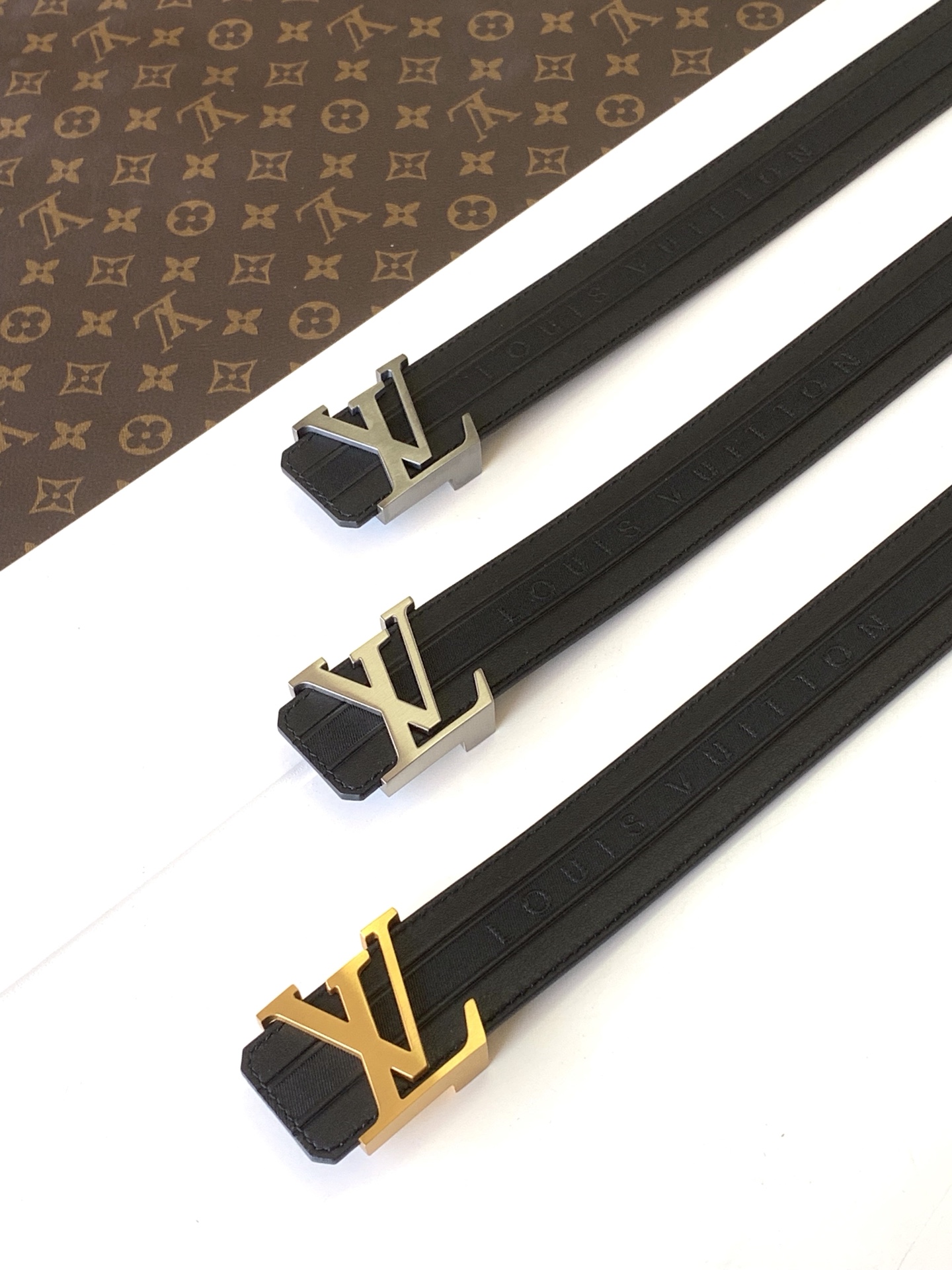 L*ouis V*uitton Belts Top Quality 4.0CM