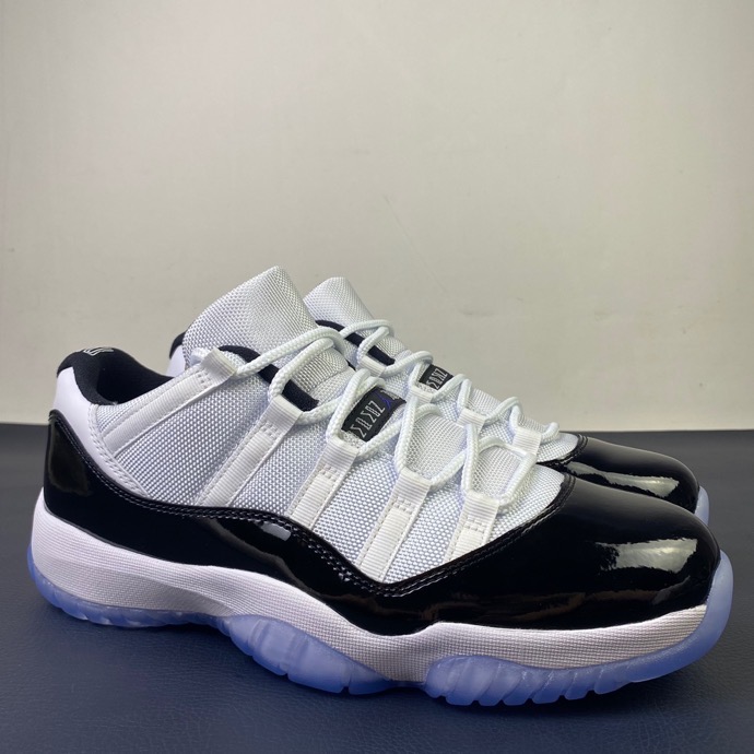 Air Jordan 11 Low Concord 528895-153