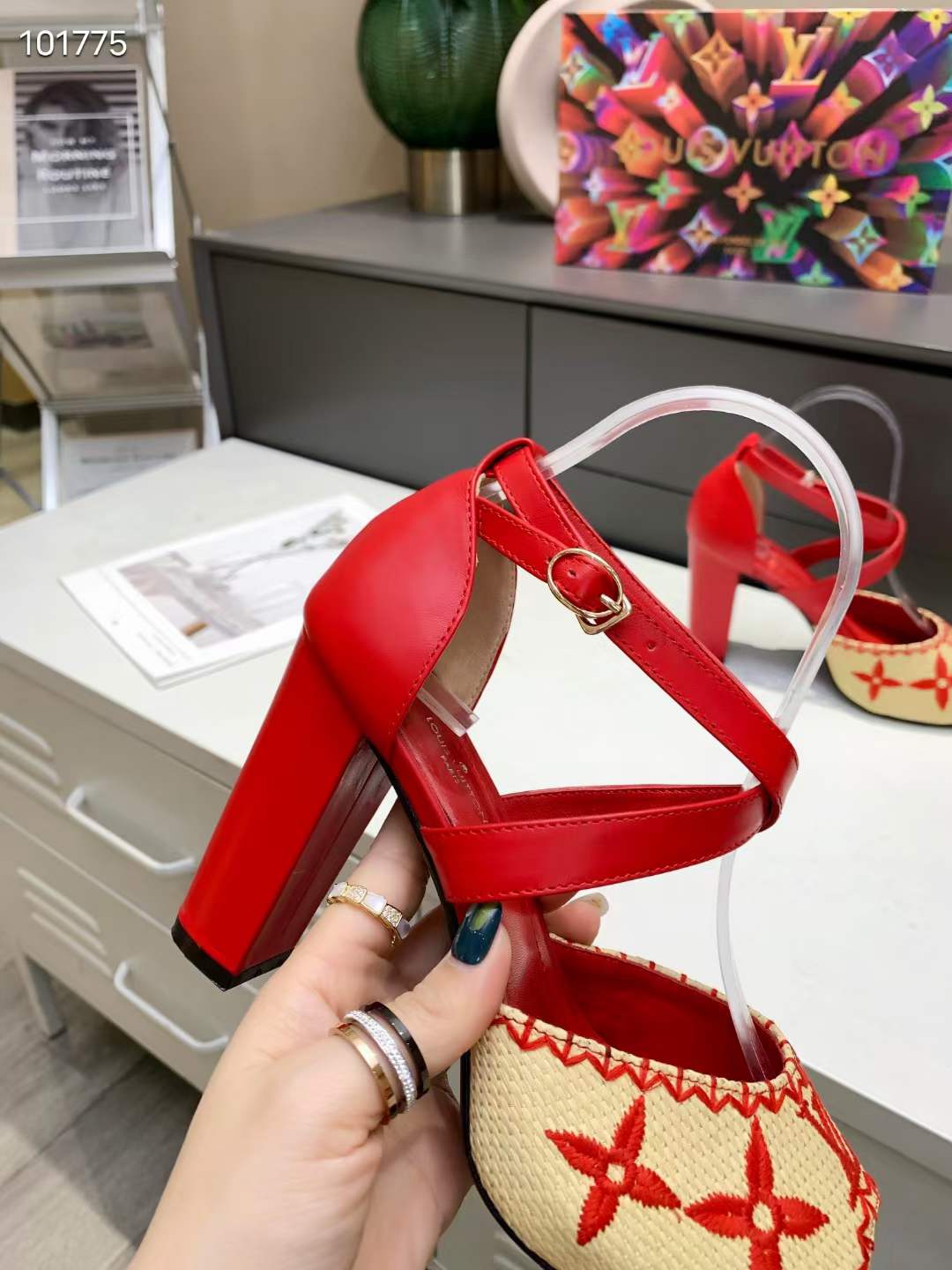 Women L*ouis V*uitton Top Slippers