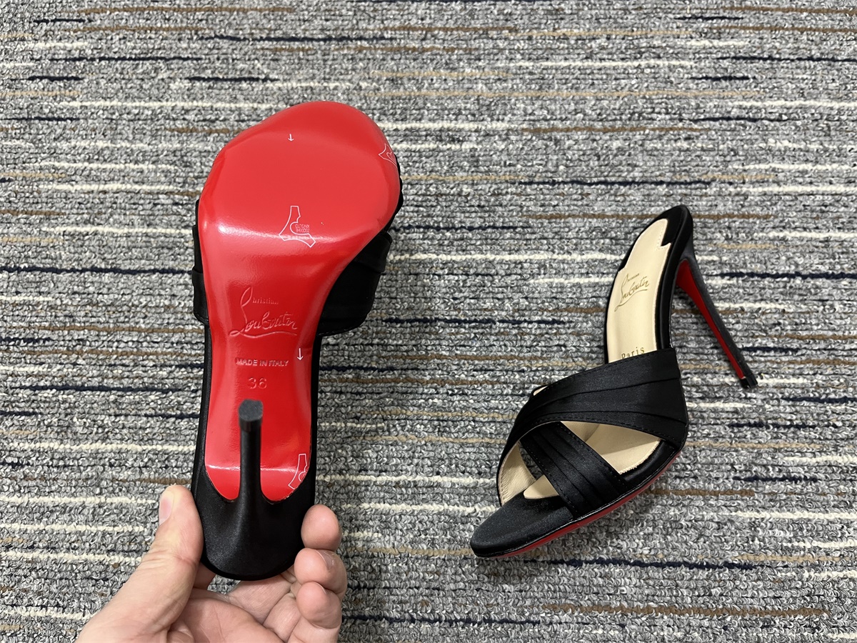 Women C*hristian L*ouboutin Pump Top