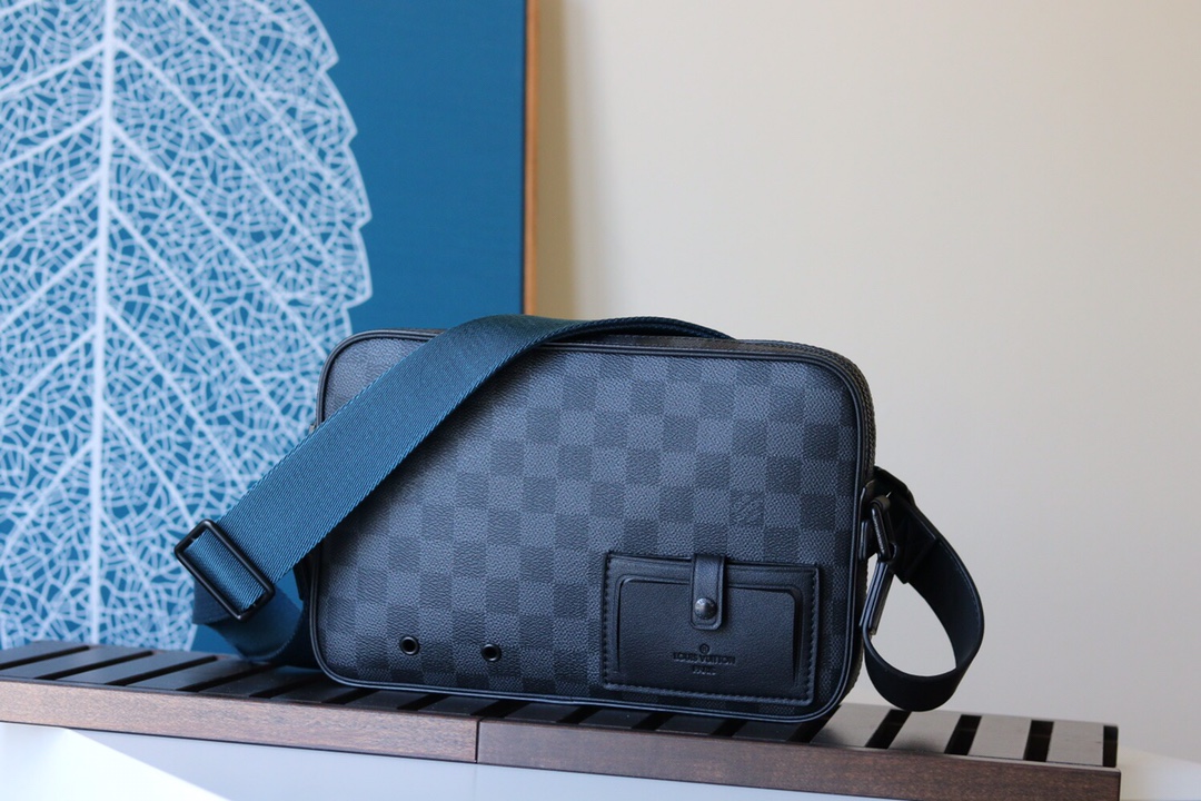 L*ouis V*uitton Top Bag 26x17x5CM