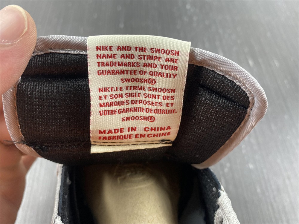 T*ravis S*cott x Air Jordan 1 Low OG DM7866-010