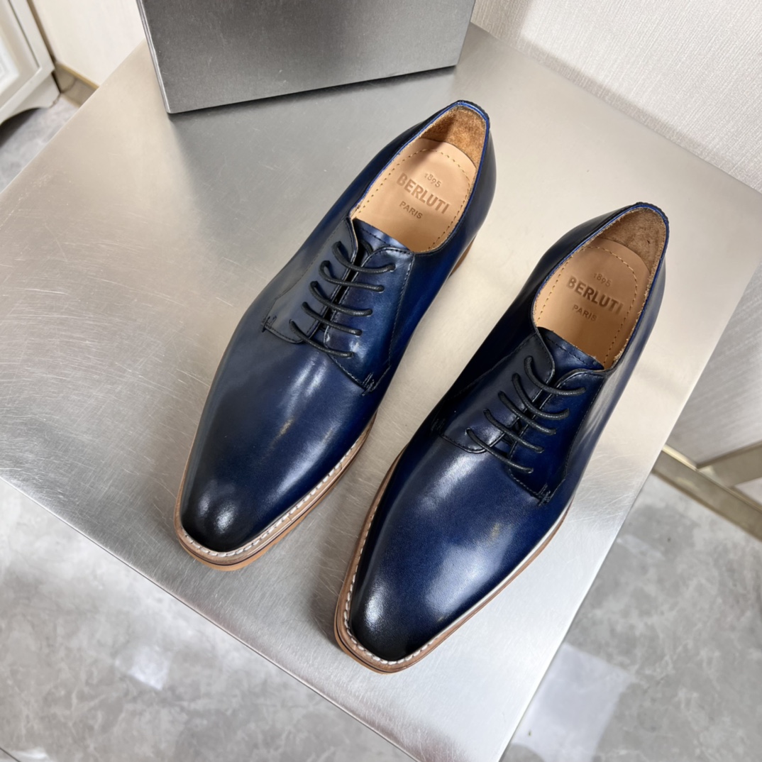 Men B*erluti Top Loafer