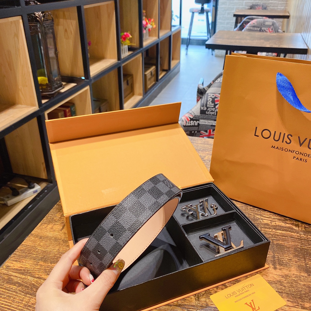 L*ouis V*uitton Top Version