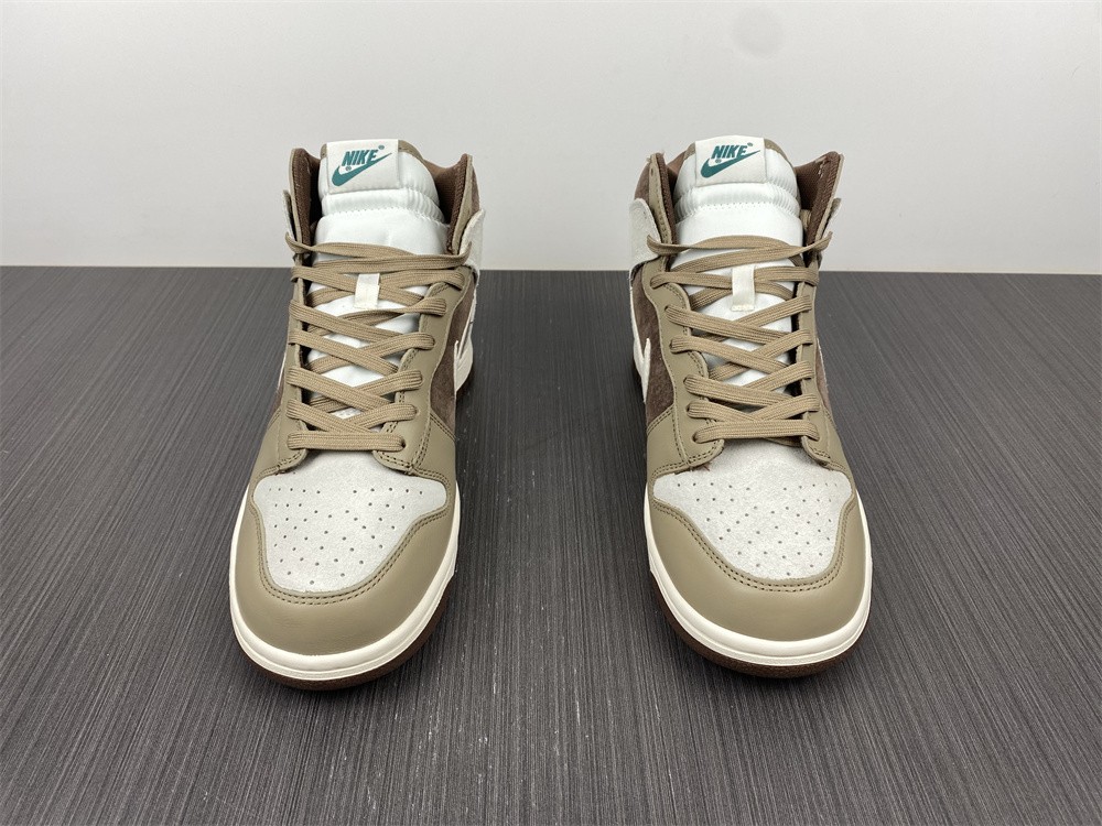 from Nike SB Dunk High Chocolate DH5348-100