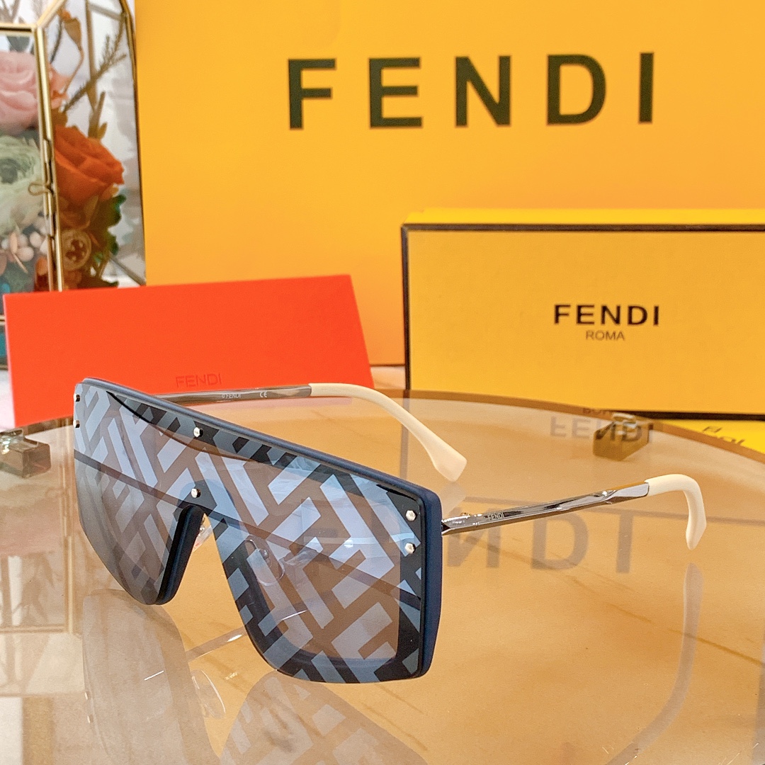 F*endi Glasses Top