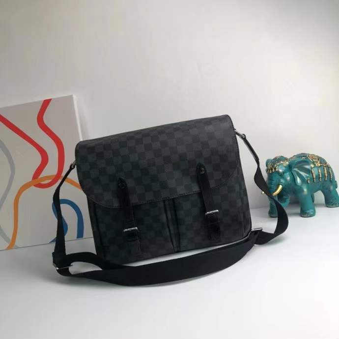 L*ouis V*uitton Top Bag