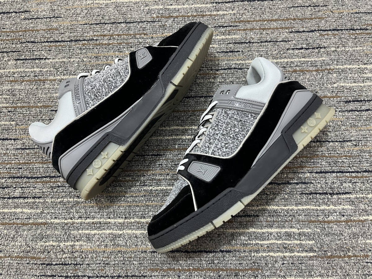 Men L*ouis V*uitton Top Sneakers