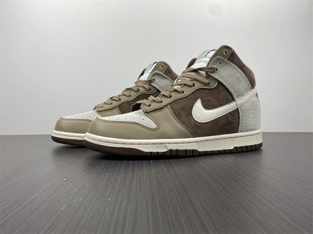 from Nike SB Dunk High Chocolate DH5348-100