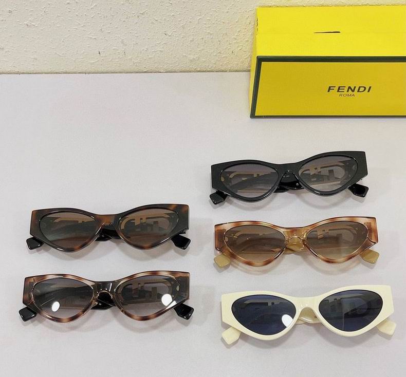 F*endi Glasses Top