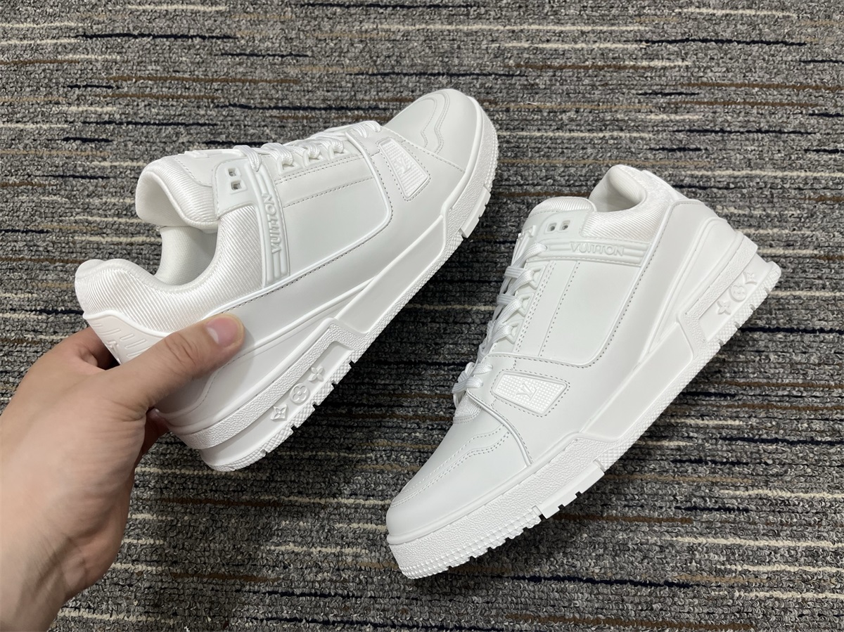 Men L*ouis V*uitton Top Sneakers